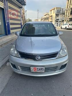 نيسان فيرسا